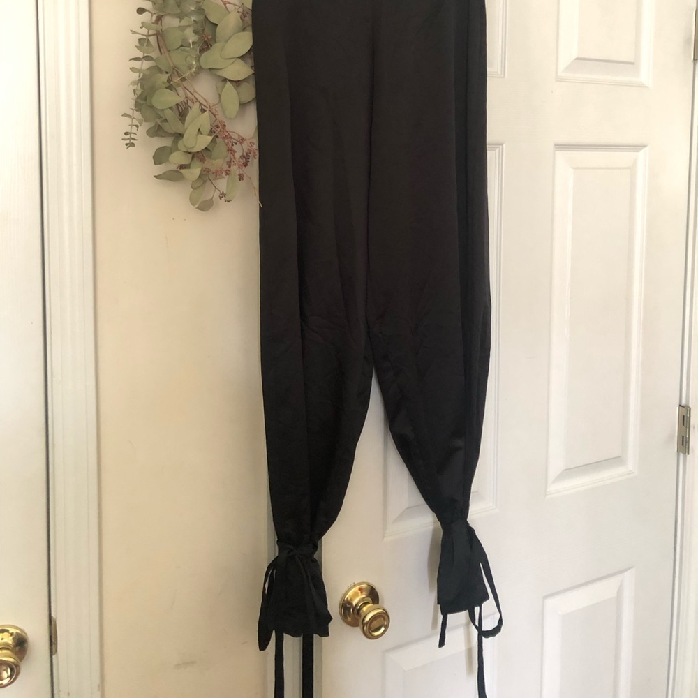 🍑🍑🍑 ZARA Satin Harem Ankle tie pants